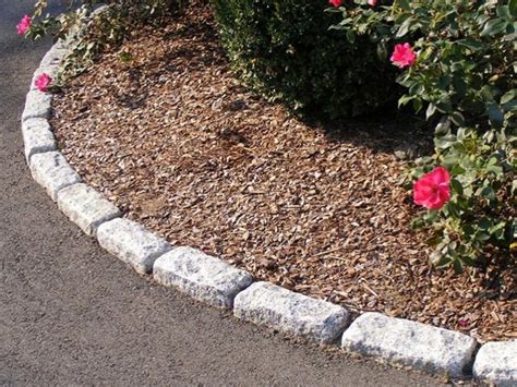 Jumbo Cobblestone Gray Cobbles Curbing Available In Nh Me And Ma