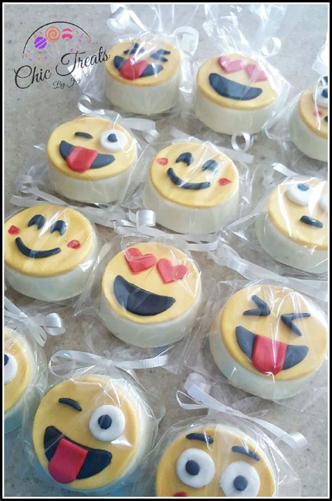 Emoji Oreos Oreo Cookies Cupcake Cookies Cupcakes Rice Crispy Treats