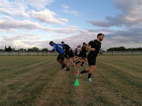 Actualit Reprise Des Entra Nements Pour Les Seniors Club Football