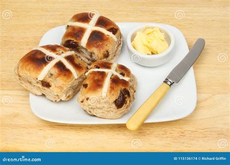 Toasted Hot Cross Buns Stock Photo Image Of Plate Cross 115136174