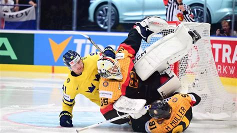 Eishockey Nackenschl Ge Zum Wm Auftakt Deb Team Muss Sich Nach Zwei