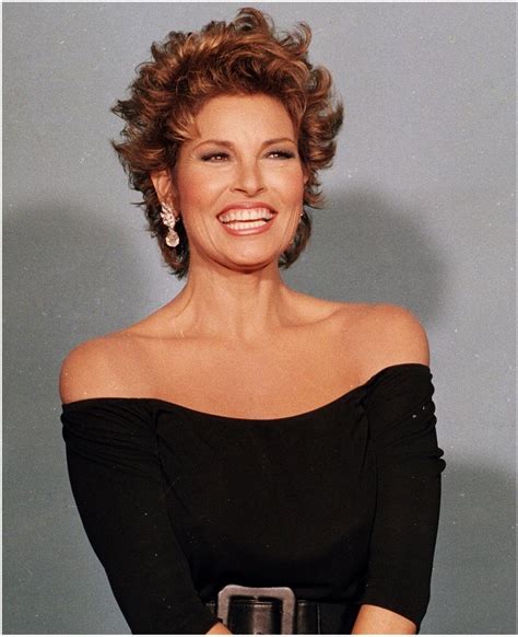 Raquel Welch: Age, Height, Net Worth, Spouse, Facts, & Controversies