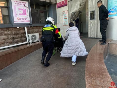 再辟生命通道！济南交警铁骑火速护送羊水破裂孕妇就医 记者直击 舜网新闻