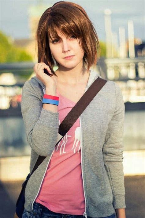 Max Caulfield Cosplay Poses Life Is Strange Cosplays