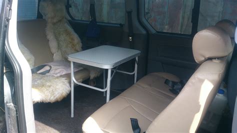 Столик в салон. — Hyundai H-1 (2G), 2,4 л, 2011 года | аксессуары | DRIVE2