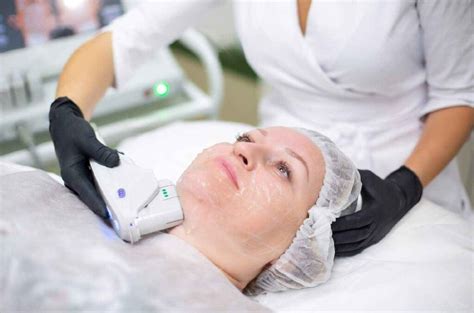 Best Non Surgical Facelift Offered At Twacha Aesthetic Clinic Skin