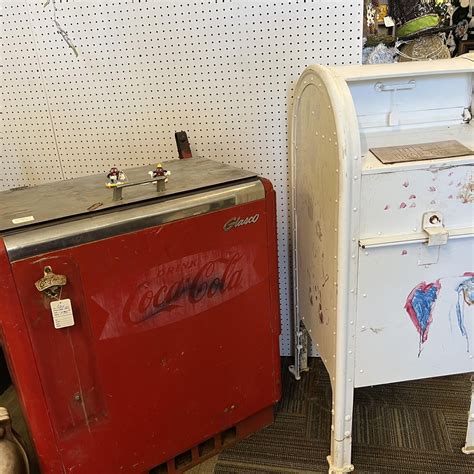 Fairfax Village Antique Market Maples' Flowers & Design - Home