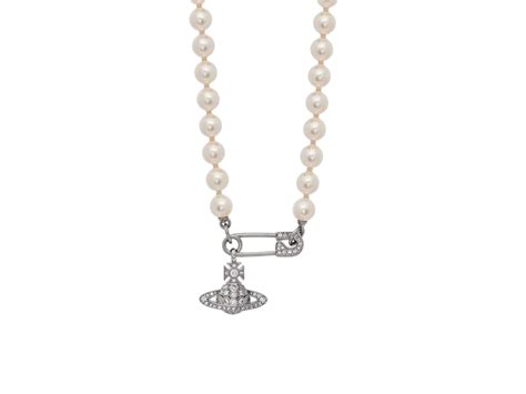 Sasom Vivienne Westwood Lucrece Pearl Necklace In