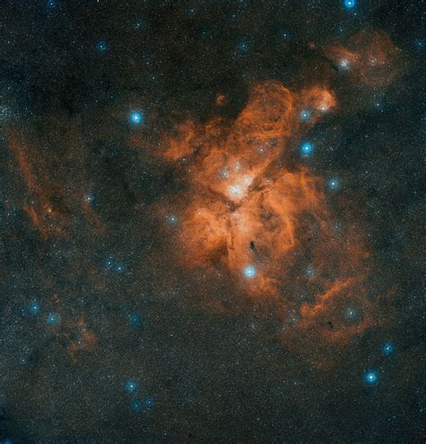 Image Of The Carina Nebula Marks Inauguration Of Vlt Survey Telescope Eso