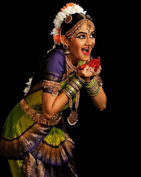 Indian Classical Dance Bharatanatyam Poses