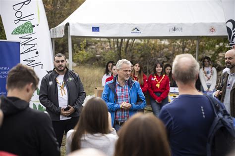 Vojnik Bogatiji Za Sadnica Crnog Bora Eeas