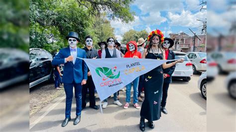 Estudiantes Del Cecytem Capula Participan En El Desfile De La Feria