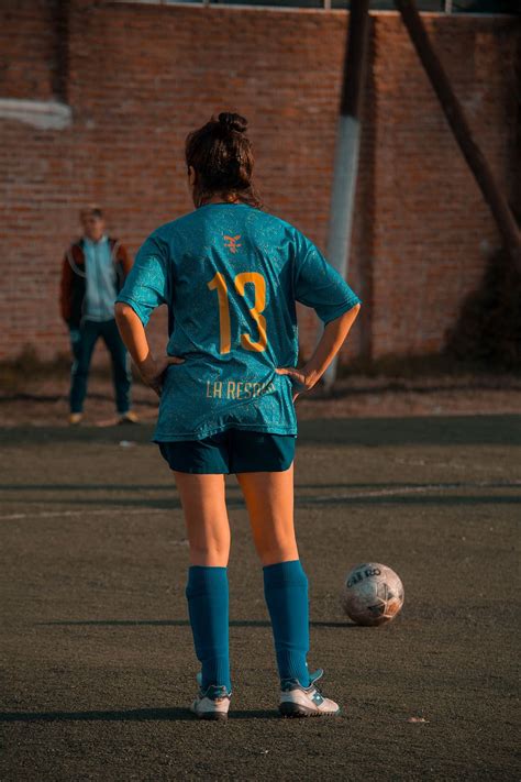 Soccer girls 1080P, 2K, 4K, 5K HD wallpapers free download | Wallpaper ...