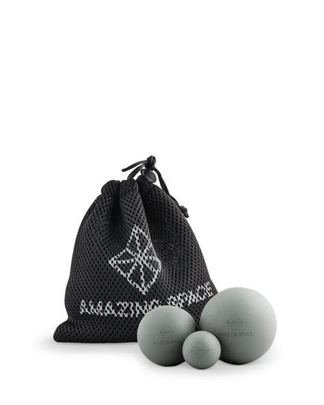 Rubber Balls – Amazing Space