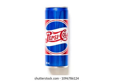 794 Pepsi Can 2018 On White Background Images, Stock Photos, 3D objects ...