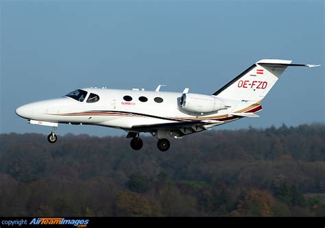 Cessna 510 Citation Mustang Oe Fzd Aircraft Pictures And Photos