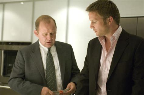 Foto De Peter Firth Spooks Foto Peter Firth Rupert Penry Jones