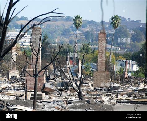 Fire Remains Fotografías E Imágenes De Alta Resolución Alamy