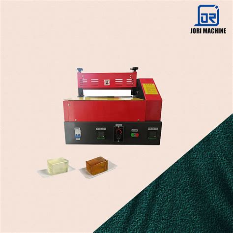 Adhesive Coater Hot Melt Glue Roller Coating Machine For Wet Tissue Bag