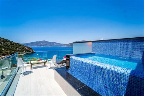 Top 20 Most Affordable Hotels With Private Pools