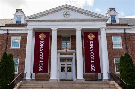 Iona College Celebrates Top Ten List Of National Rankings Iona University