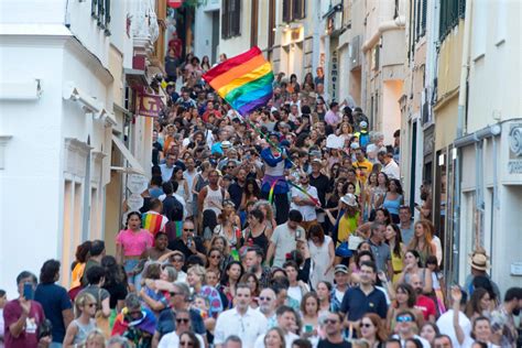 La Reivindicación Marca Las Manifestaciones Del Orgullo En España