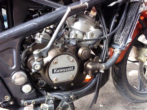 How Does a Two-Stroke Engine Work - BikesRepublic.com