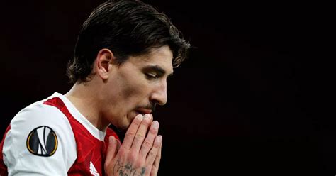 Arsenal Star Hector Bellerin Reveals He Turned To Alcohol To Deal With