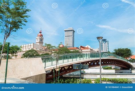 Sch Ne Gehwegbr Cke Ber Dem Gombak Fluss Oder Fluss Des Lebens In