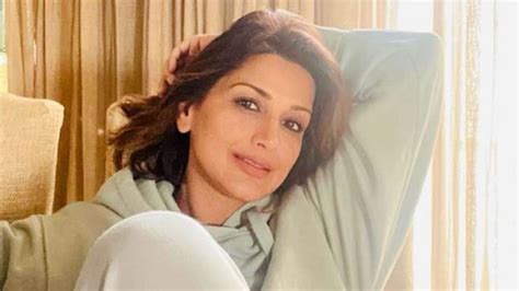 Sonali Bendre To Make An Ott Debut On Zee 5 Full Story Inside