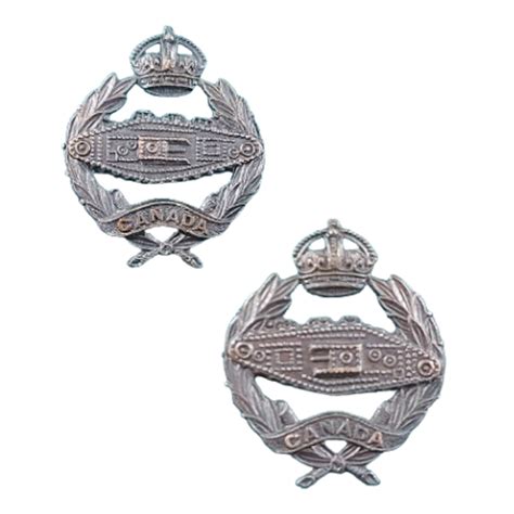 Ww2 Canadian Armoured Corps Officers Collar Badge Pair Canadian