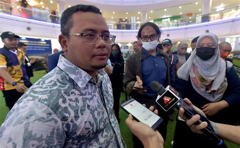 Khairy Most Welcome To Contest Selangor Mb Post Says Amiruddin New