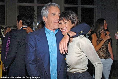 Jeffrey Epsteins Madam Ghislaine Maxwell 58 Is Arrested In New