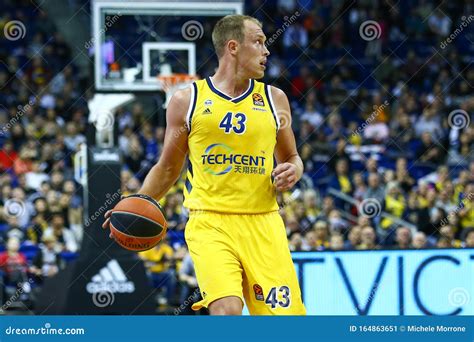 Žalgiris Vs. Alba Berlin: EuroLeague Basketball Clash