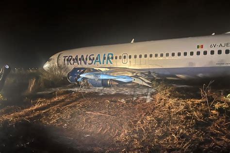 Boeing 737 plane skids off runway at Senegal’s main airport with 10 ...