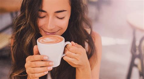 Ketahui Dampak Tren Minum Kopi Bagi Kesehatan