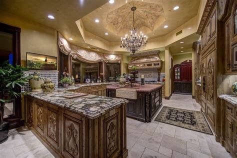 1295m Paradise Valley Desert Estate Includes Massive Showroom Garage