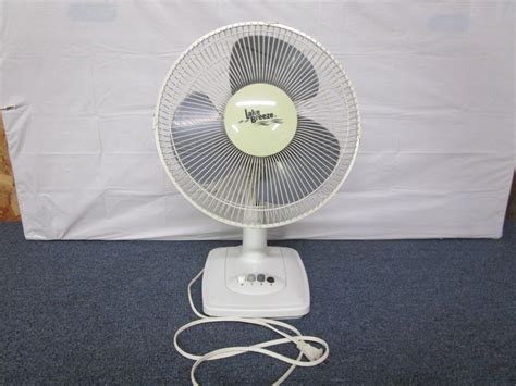 Sold At Auction Lake Breeze Table Top Desk Fan