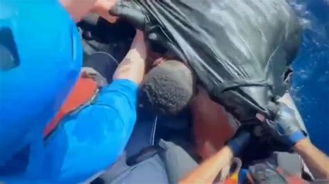 Spari Contro La Mare Jonio Che Soccorreva I Naufraghi Ecco Il Video