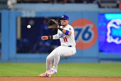 Dodgers Rumors Mlb Insider Thinks Al Squad Could Trade For Miguel