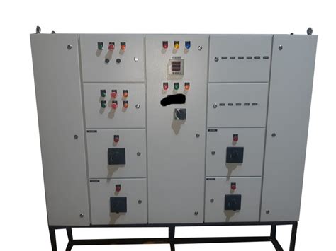 Distribution Control Panel Operating Voltage 380 V Degree Of