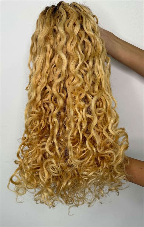 Cabelo Humano Brasileiro Cacheado Caipira Loiro 55 CM Barão do Cabelo