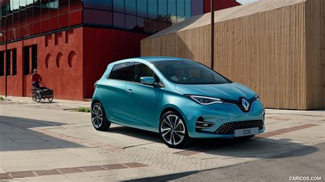 Renault Zoe | 2020MY (Color: Celadon Blue) | Front Three-Quarter