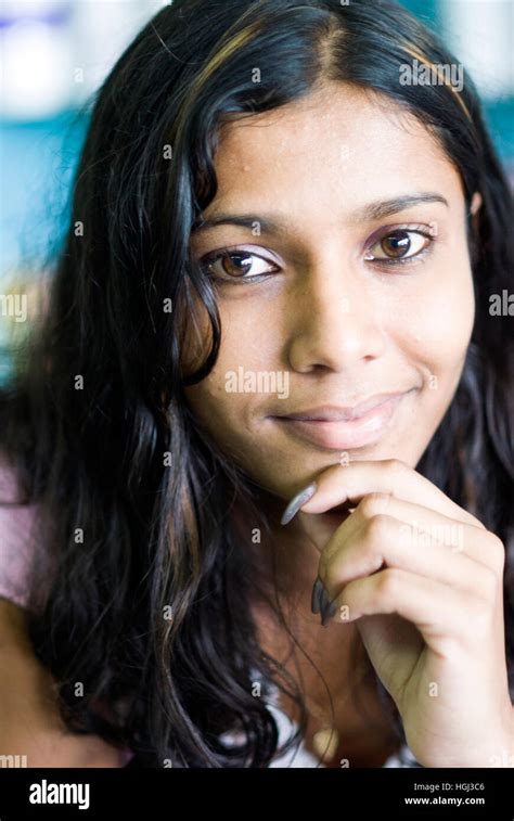 Pretty Fijian Girl Hi Res Stock Photography And Images Alamy