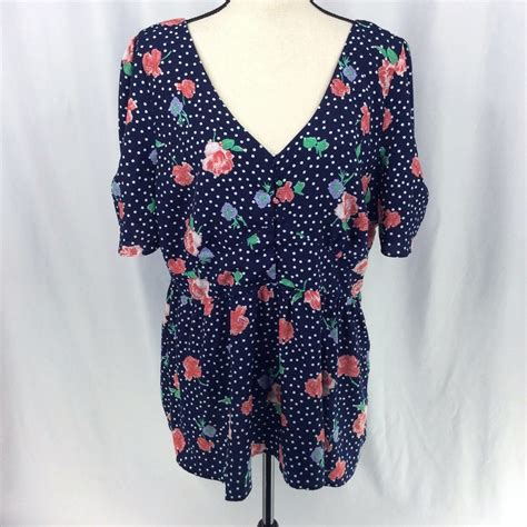 Suzanne Betro Womens Size 1X Top Navy Blue Polka Dot Floral V Neck