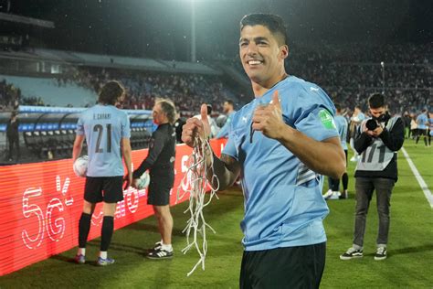 Suarez and other La Liga players secure World Cup spot with Uruguay