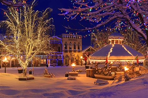 10 Best Small Towns For The Holidays Huffpost Life