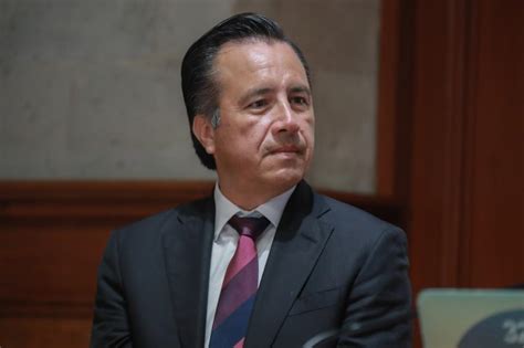 Presume Gobernador Cuitl Huac Garc A Jim Nez Sueldo De Mil Pesos Y