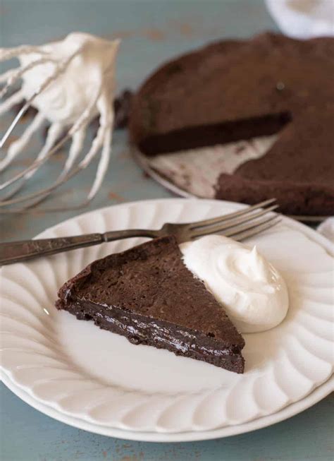 Rich And Fudgy Flourless Chocolate Cake Recipe Gluten Free Dessert