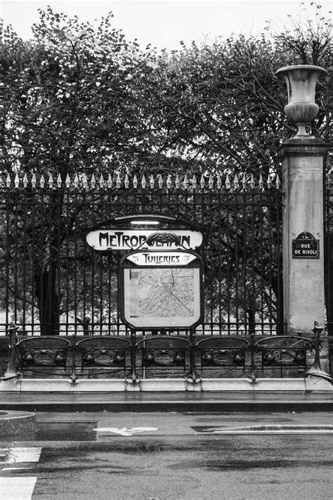 Tuileries Metro Stop Black and White - Everyday Parisian